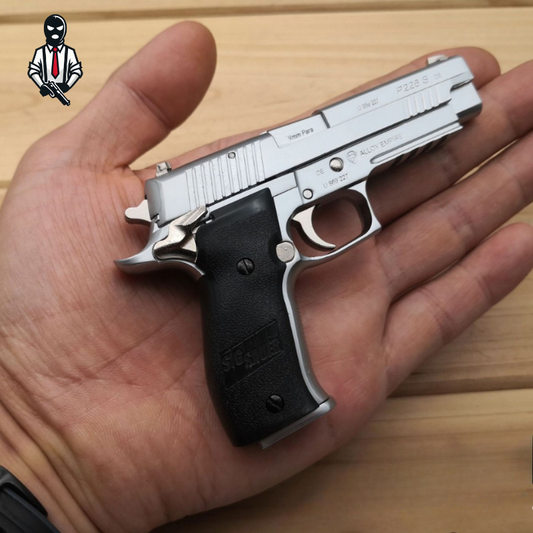 1:2 P226 Blackout Replica